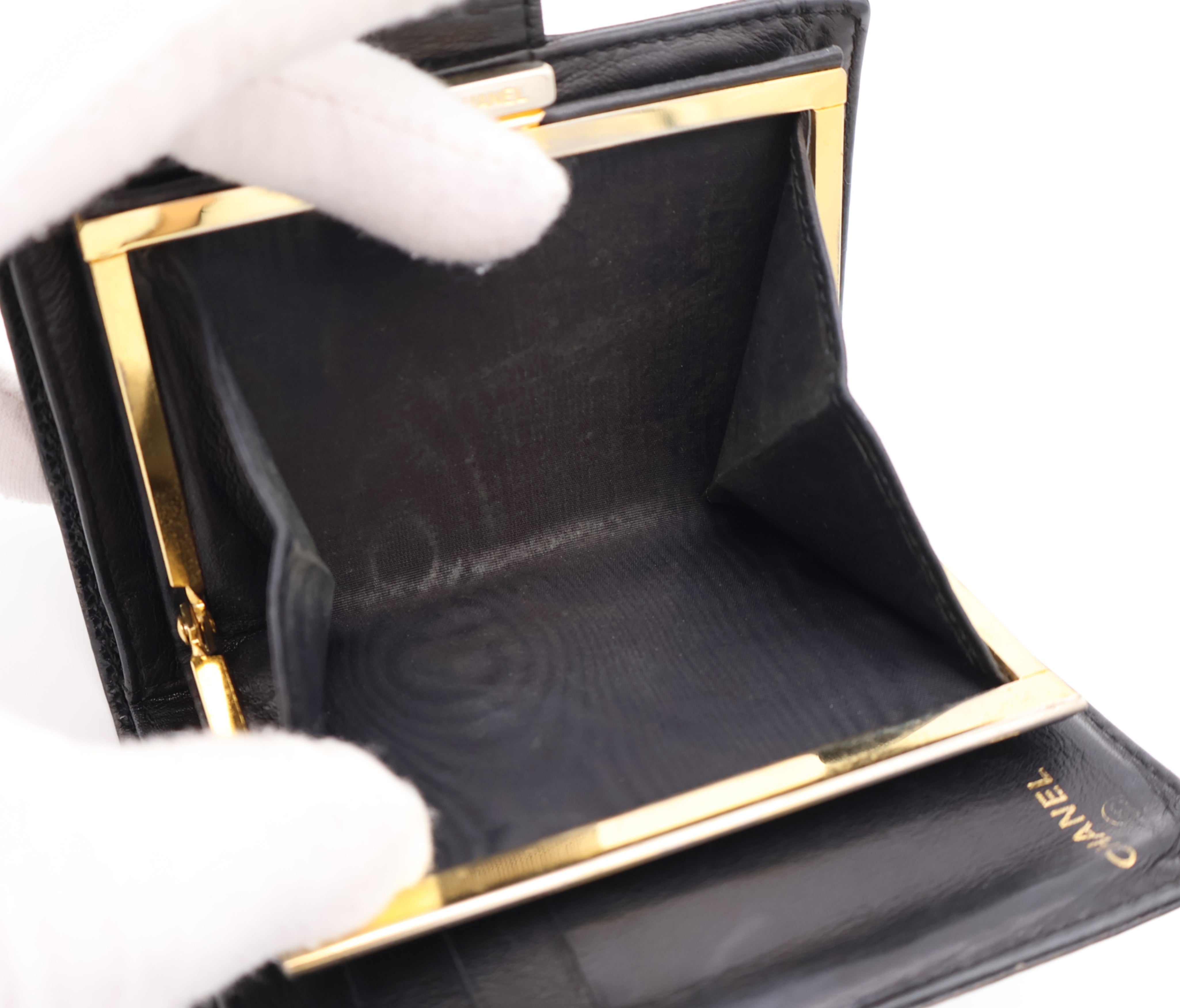 Chanel CC Grained Calfskin Bifold Wallet