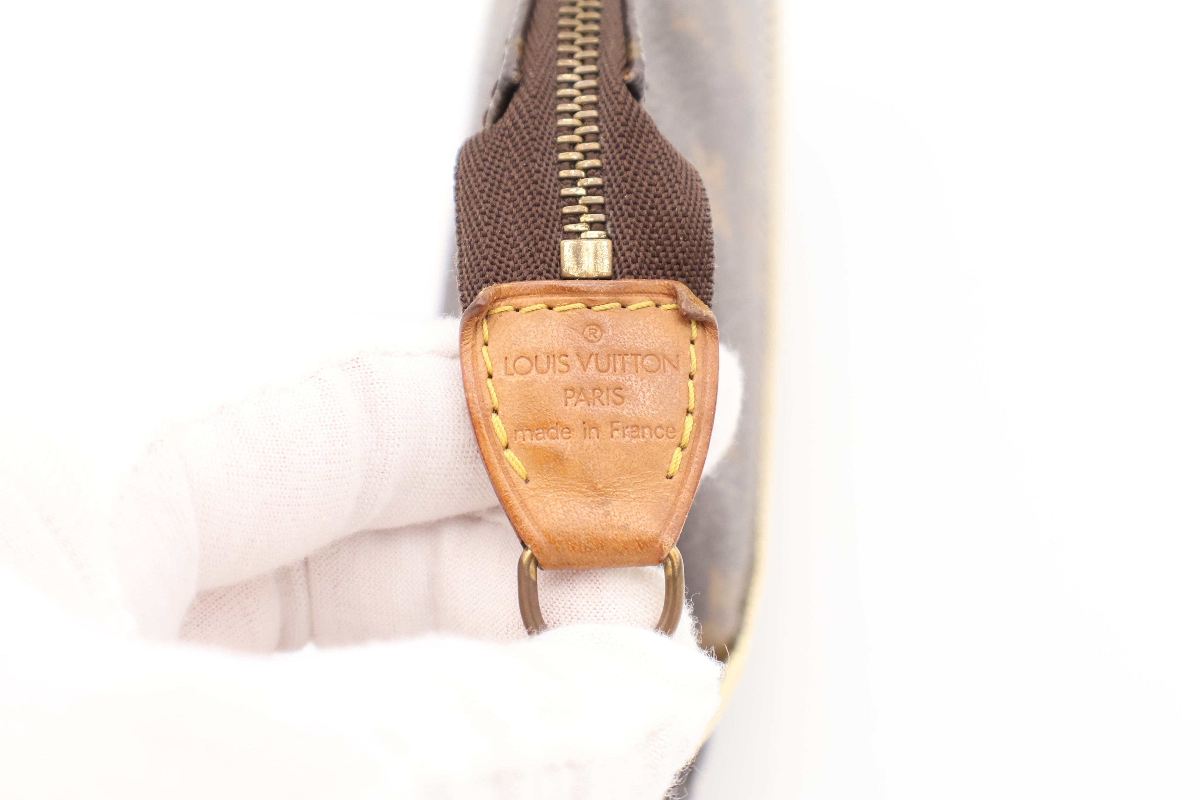 Louis Vuitton Pochette Accessoires