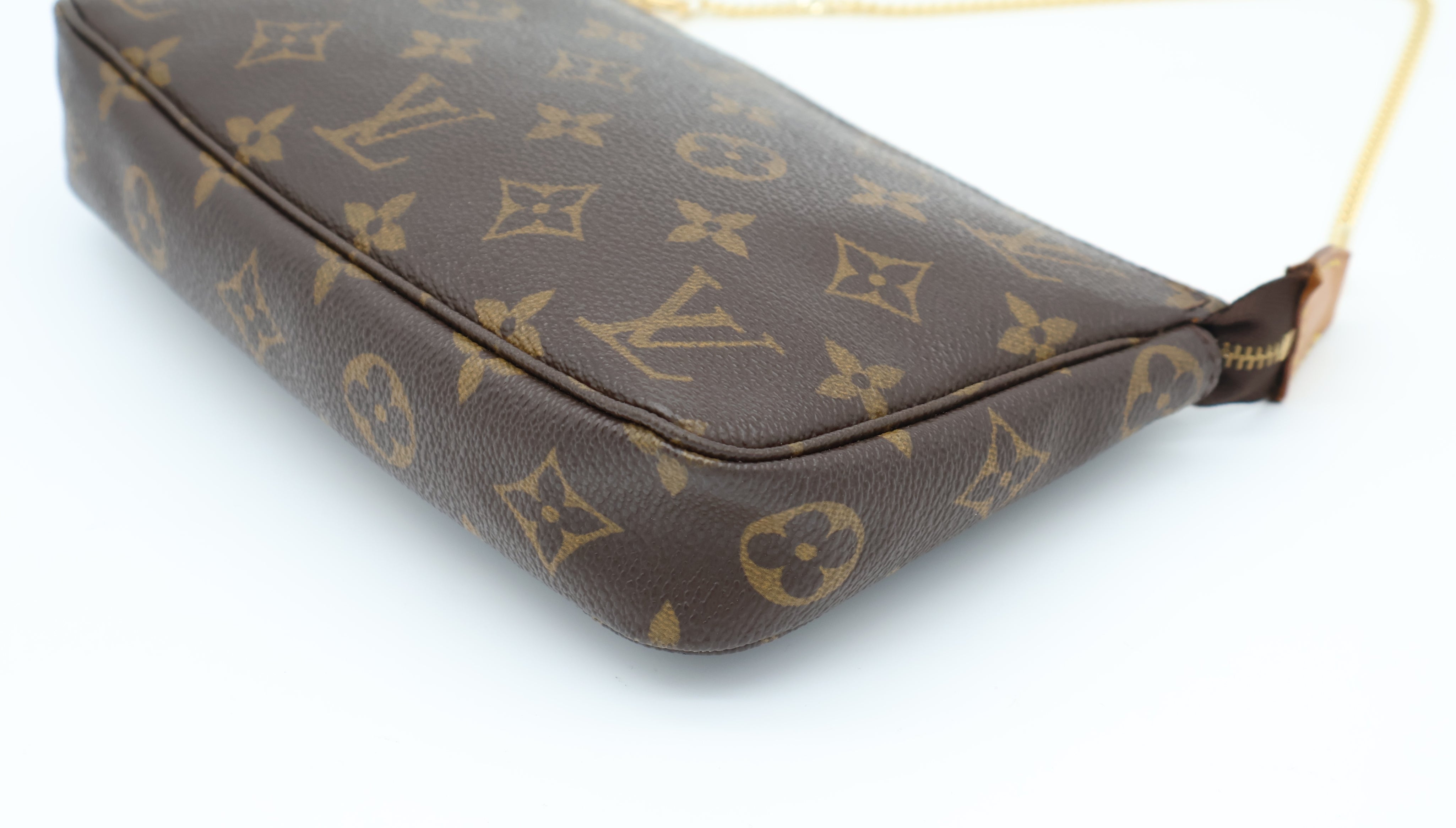 Louis Vuitton Pochette Accessoires