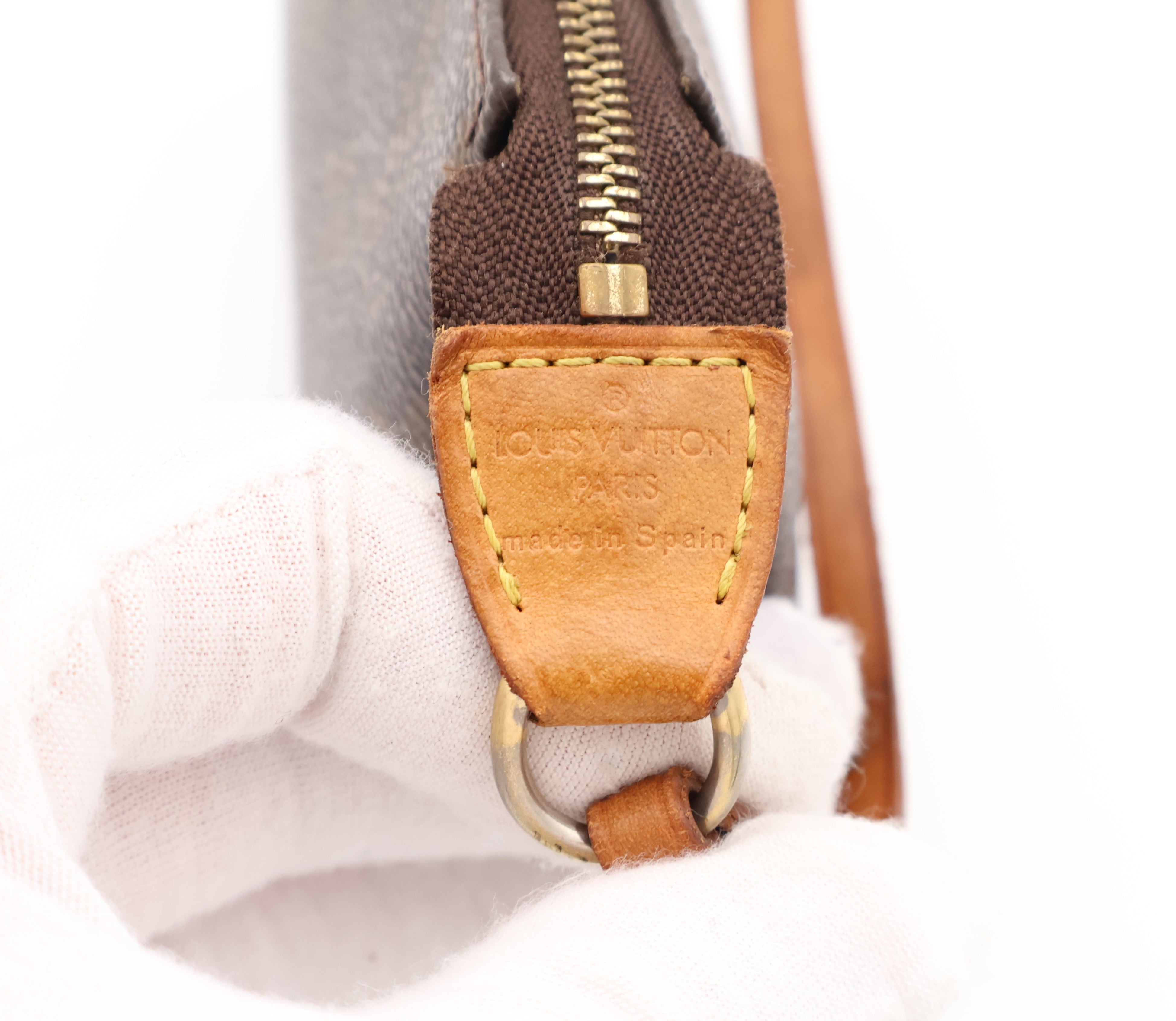 Louis Vuitton Pochette Accessoires
