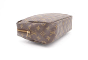Louis Vuitton Trousse Toilette 28