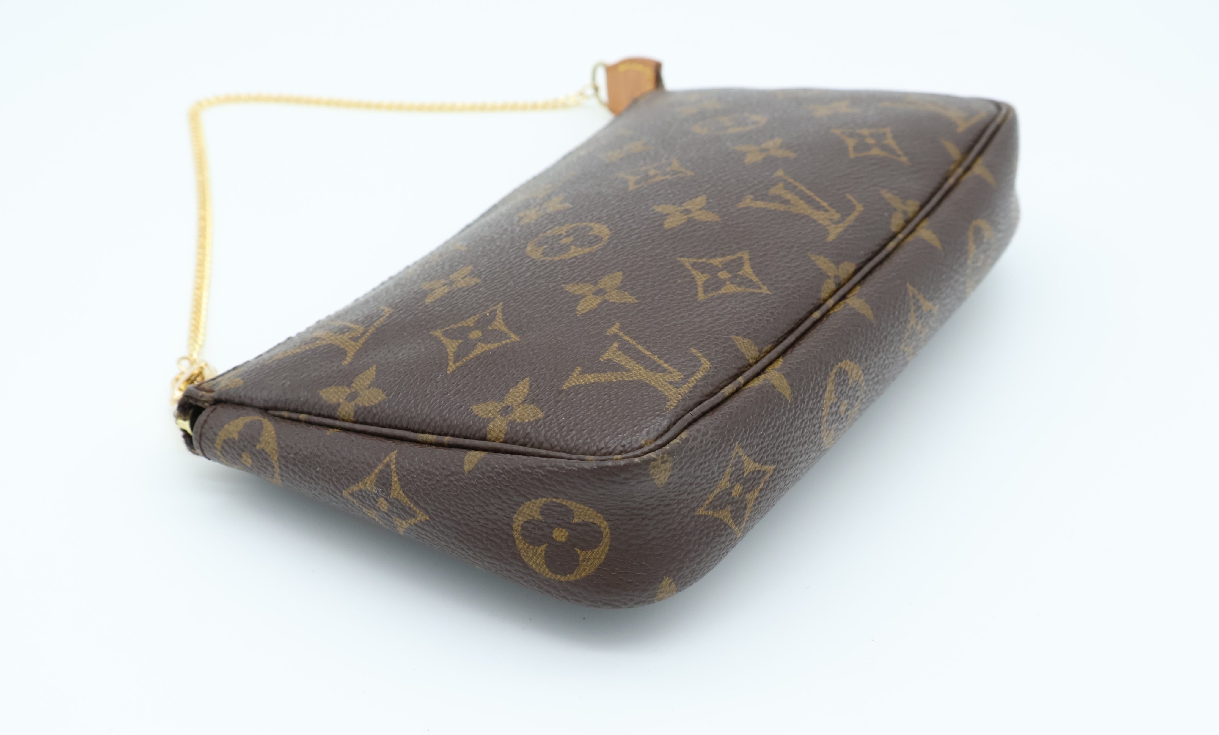 Louis Vuitton Pochette Accessoires