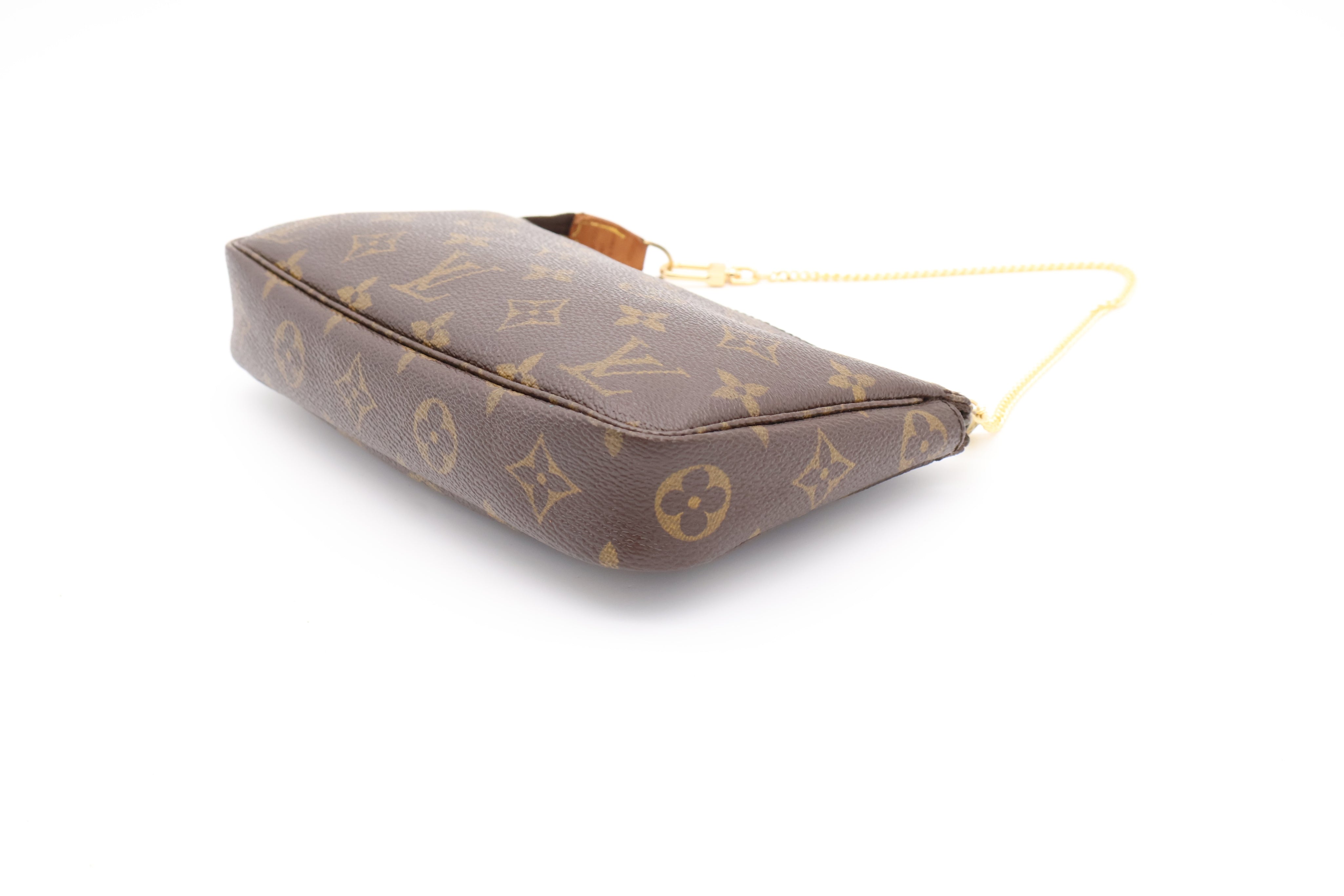 Louis Vuitton Pochette Accessoires