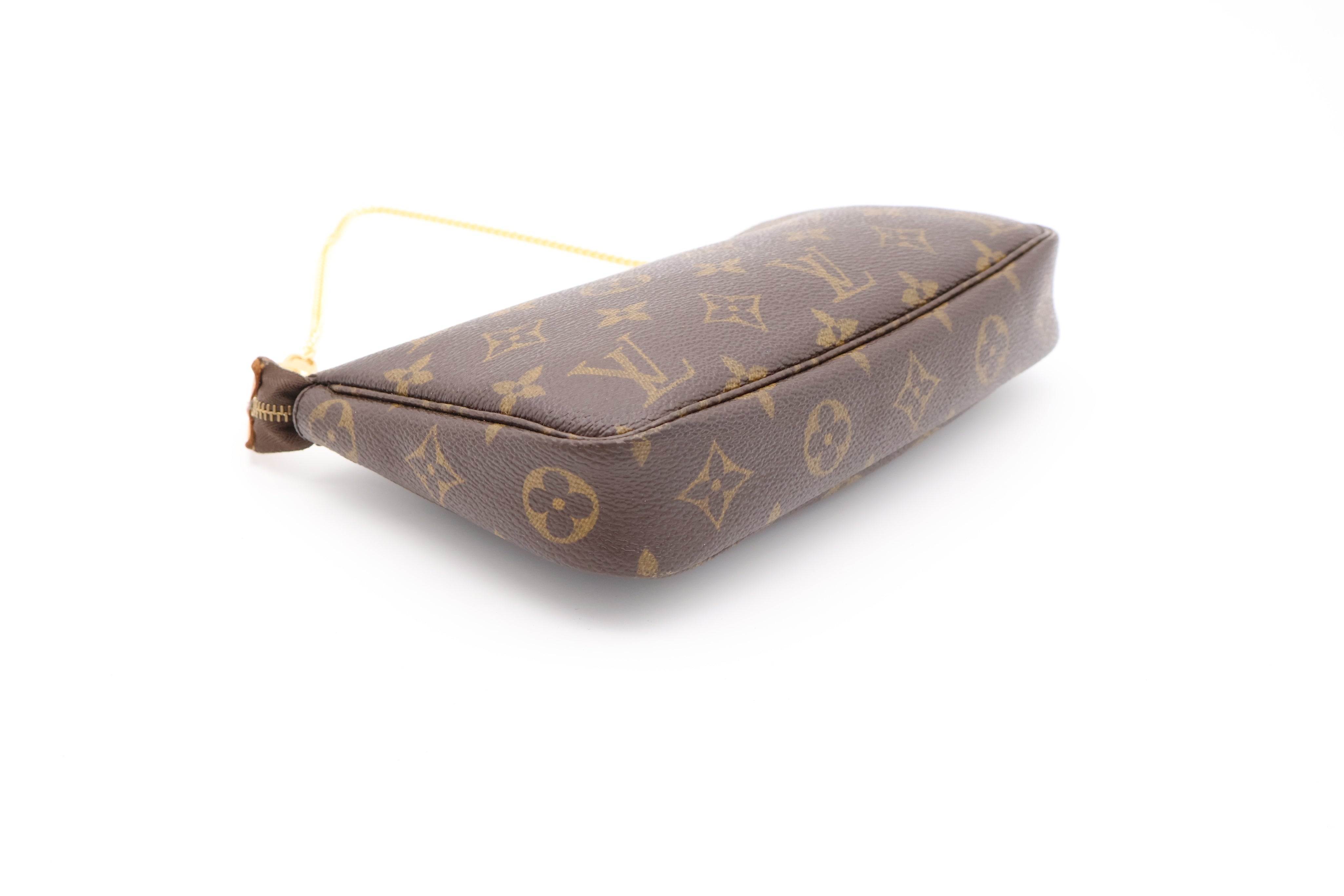 Louis Vuitton Pochette Accessoires