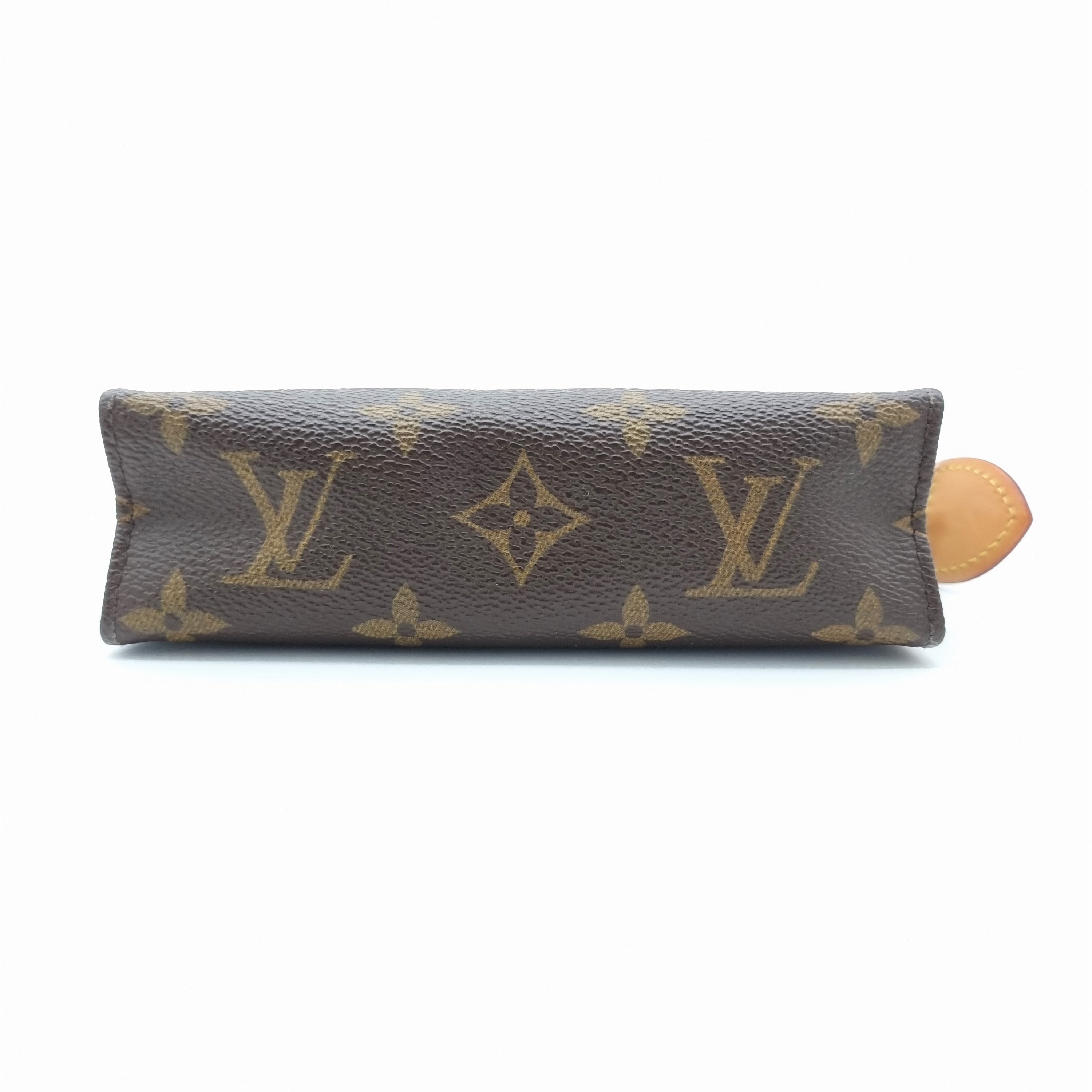 Louis Vuitton Poche Toilette - 96636f
