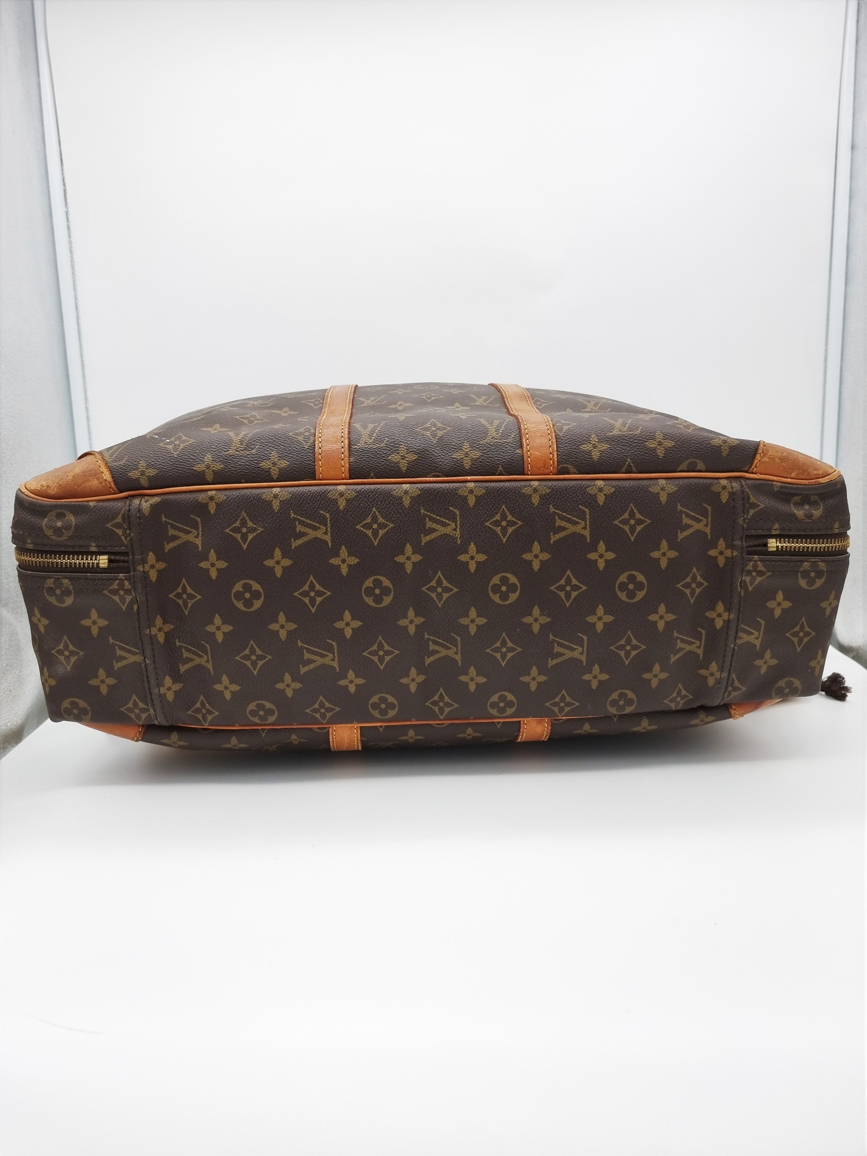 Louis Vuitton Sirius 50 – Luxor Finland