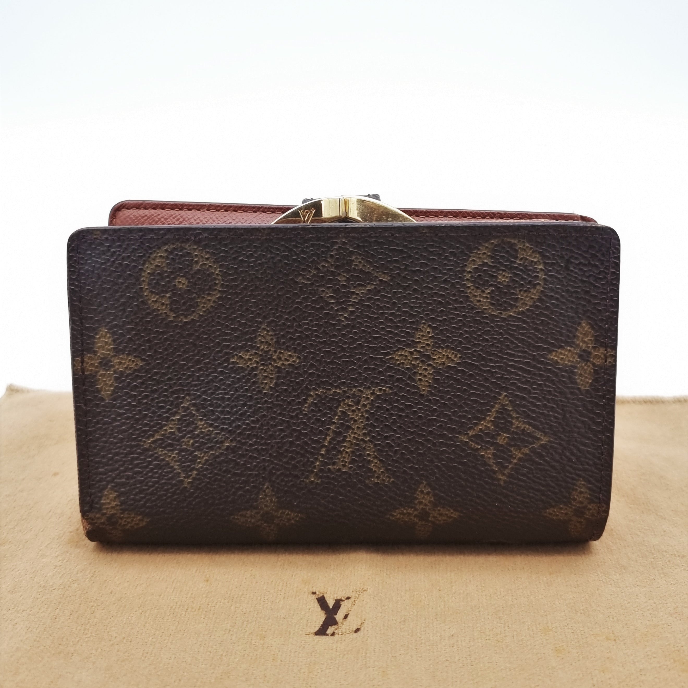 Louis Vuitton Wallet - 96636f