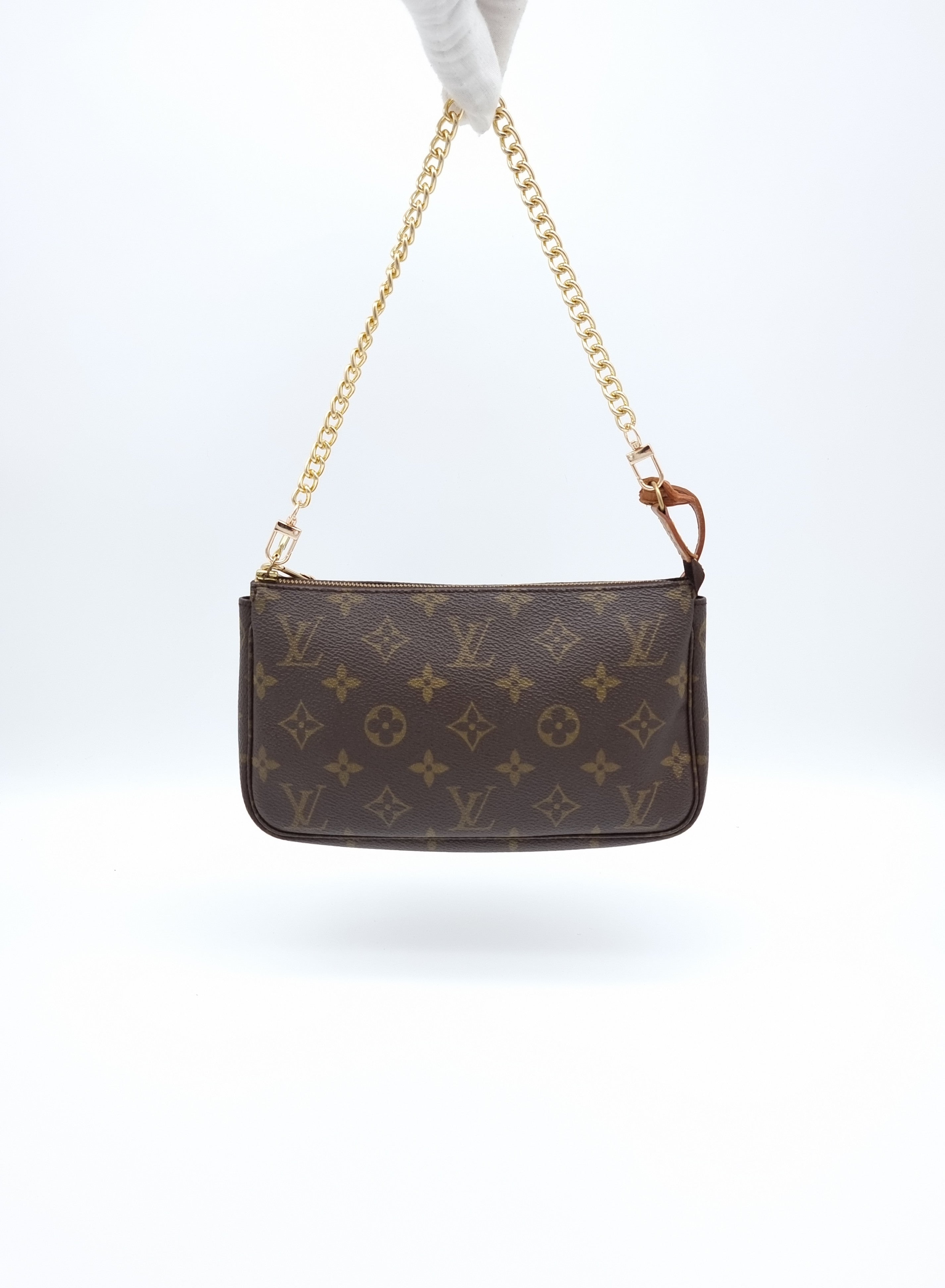 Louis Vuitton Pochette Accessoires
