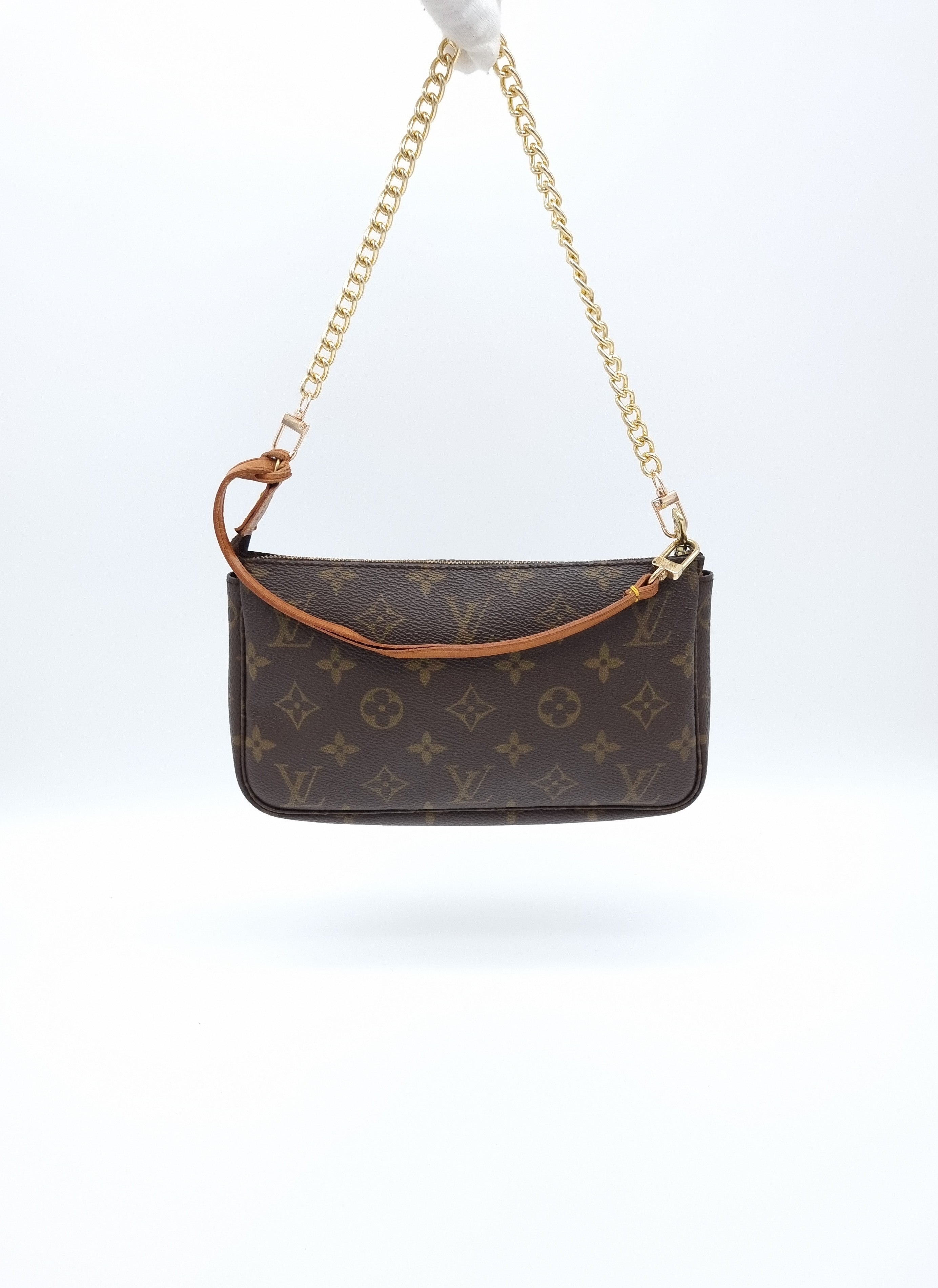 Louis Vuitton Pochette Accessoires