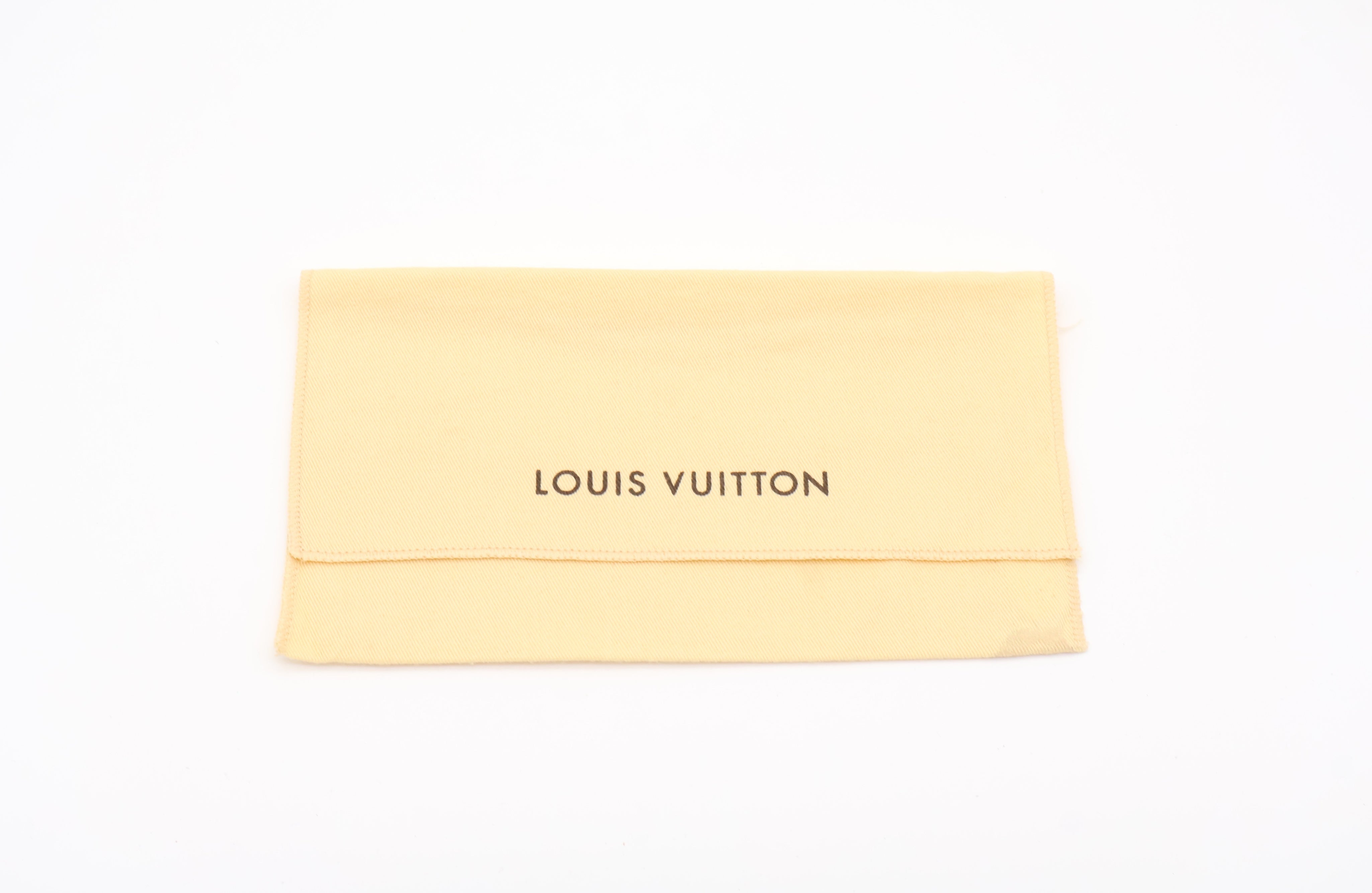 Louis Vuitton Bucket Pochette